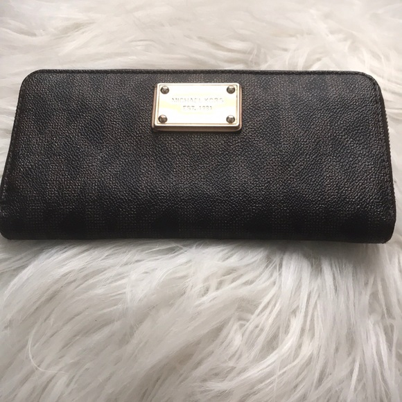 MICHAEL Michael Kors Handbags - Michael Kors Logo Wallet